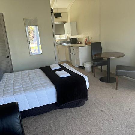 Fountain Court Motel Tauranga Ngoại thất bức ảnh
