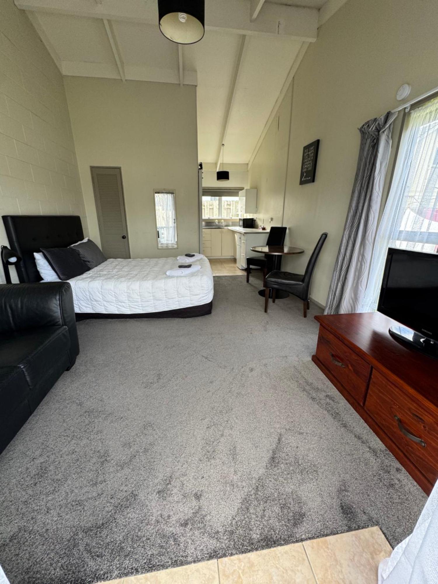 Fountain Court Motel Tauranga Ngoại thất bức ảnh